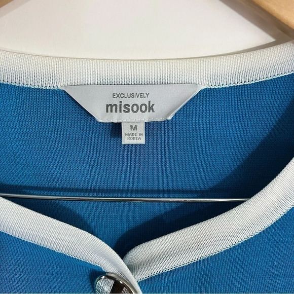 Exclusively Misook Colorblock Cardigan Sweater Medium Statement Buttons Pockets - Picture 8 of 8